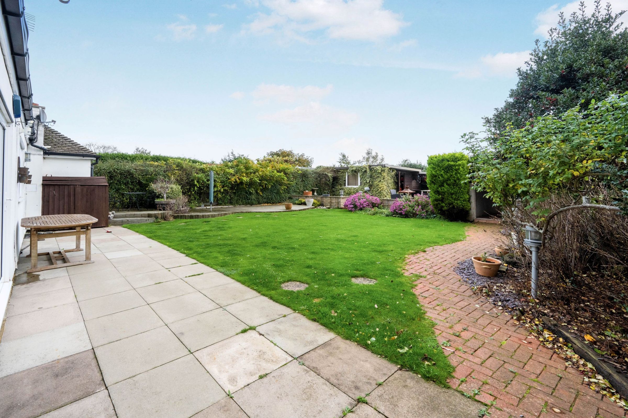 4 bed bungalow for sale in Sundon Road, Chalton, Luton LU4 Zoopla