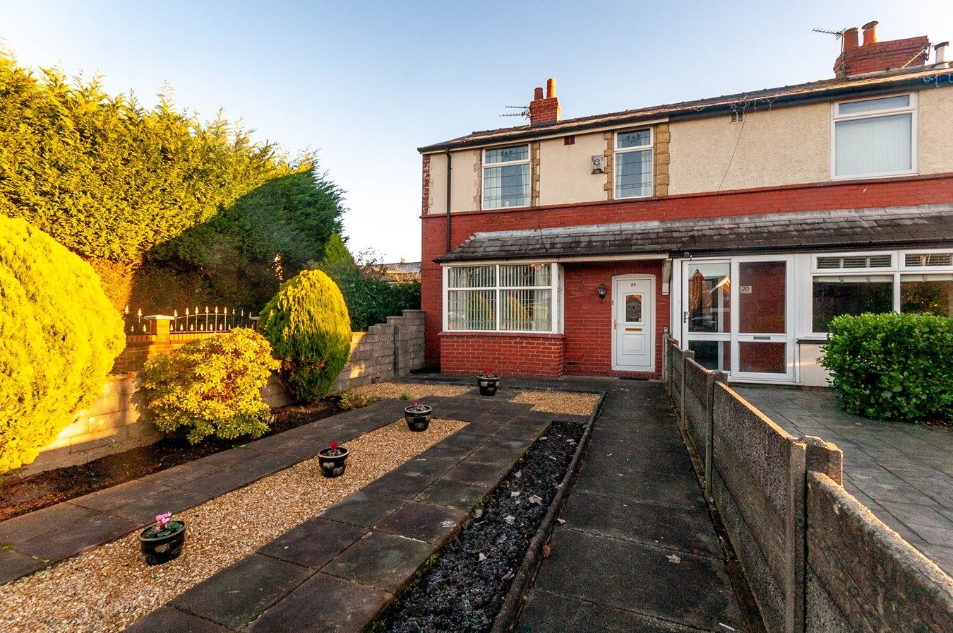 3 bed end terrace house for sale in Bryn Road South, AshtonIn