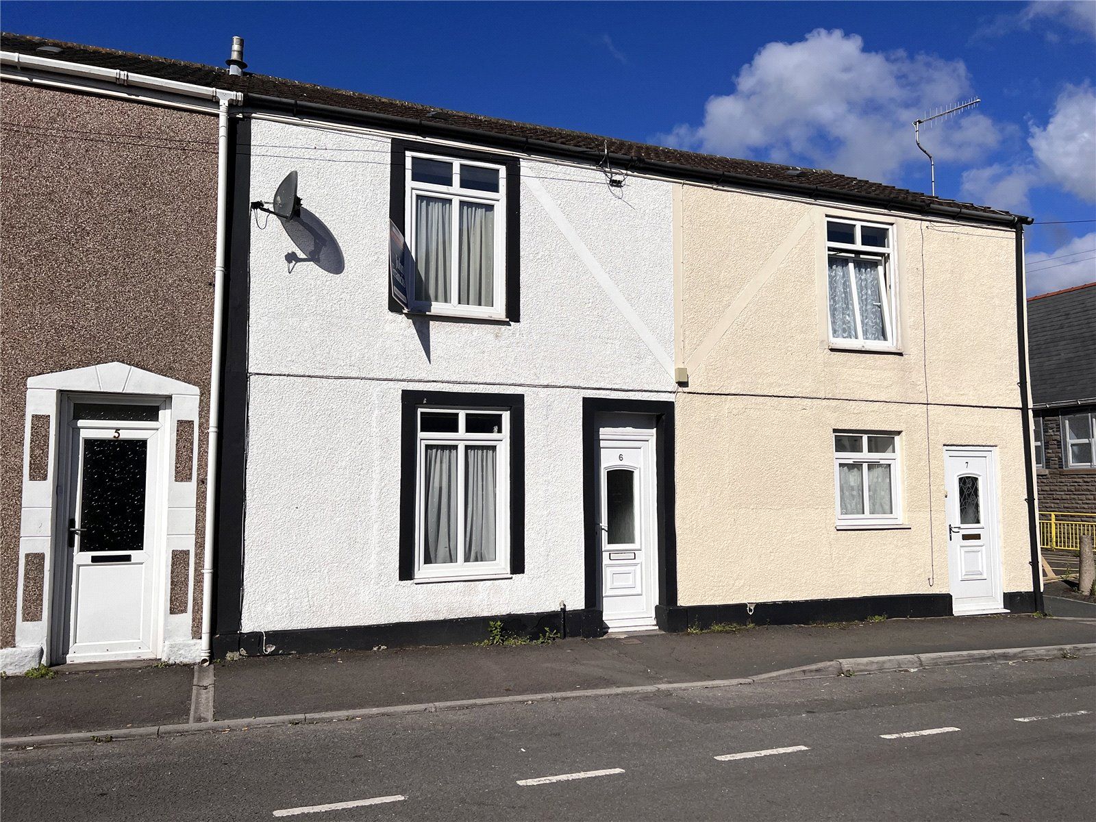 2 bed terraced house for sale in Burrows Road, Abertawe, Burrows Road
