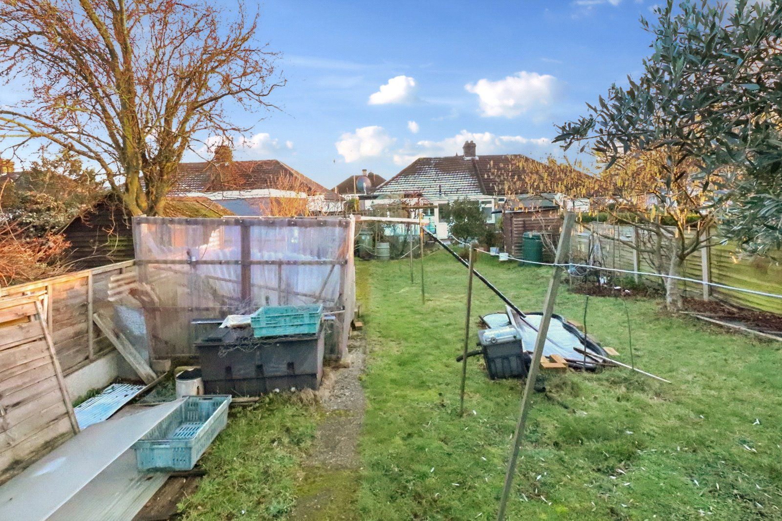 2 bed bungalow for sale in King Harolds Way, Bexleyheath DA7 Zoopla