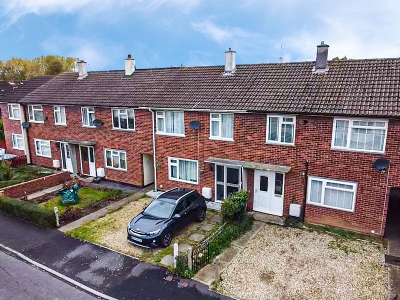 3 bed terraced house for sale in Horner Road, Taunton TA2 Zoopla