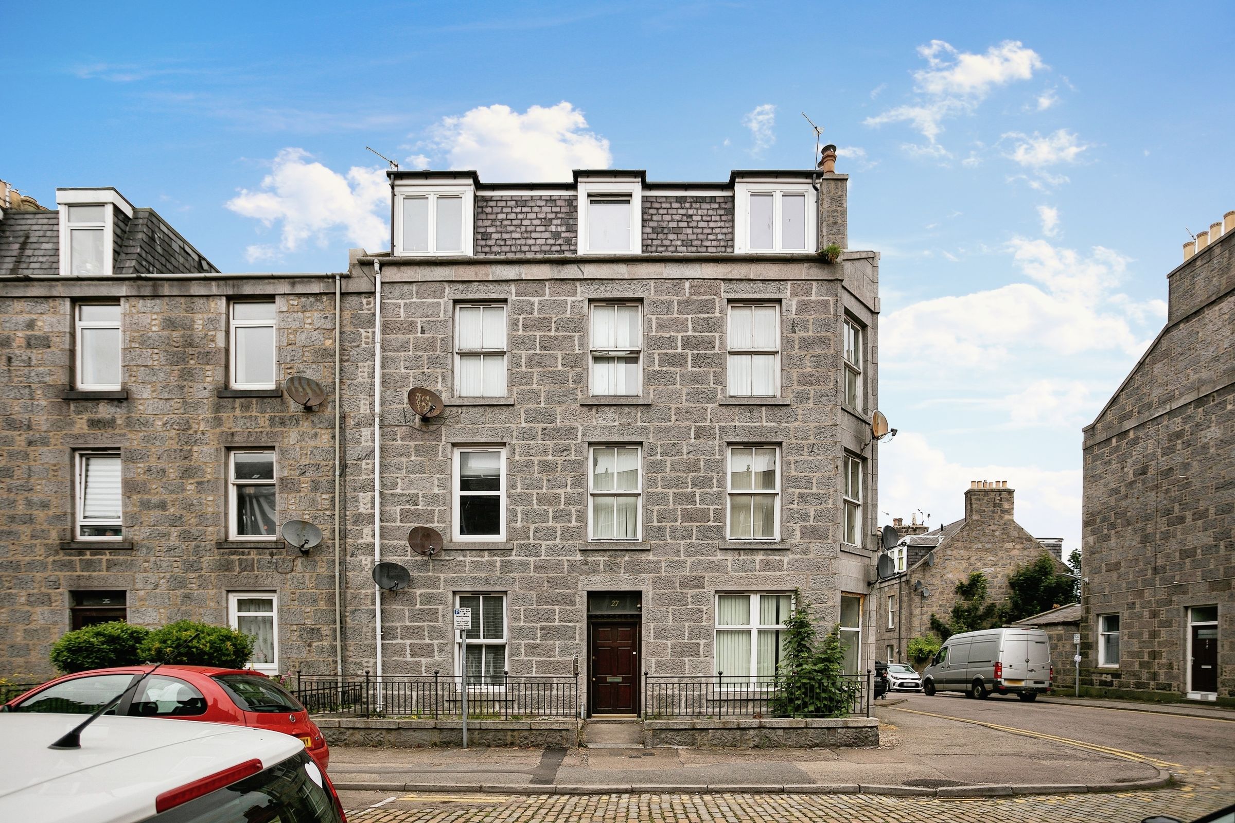 1 bed flat for sale in Summerfield Terrace, Aberdeen AB24, £60,000 - Zoopla