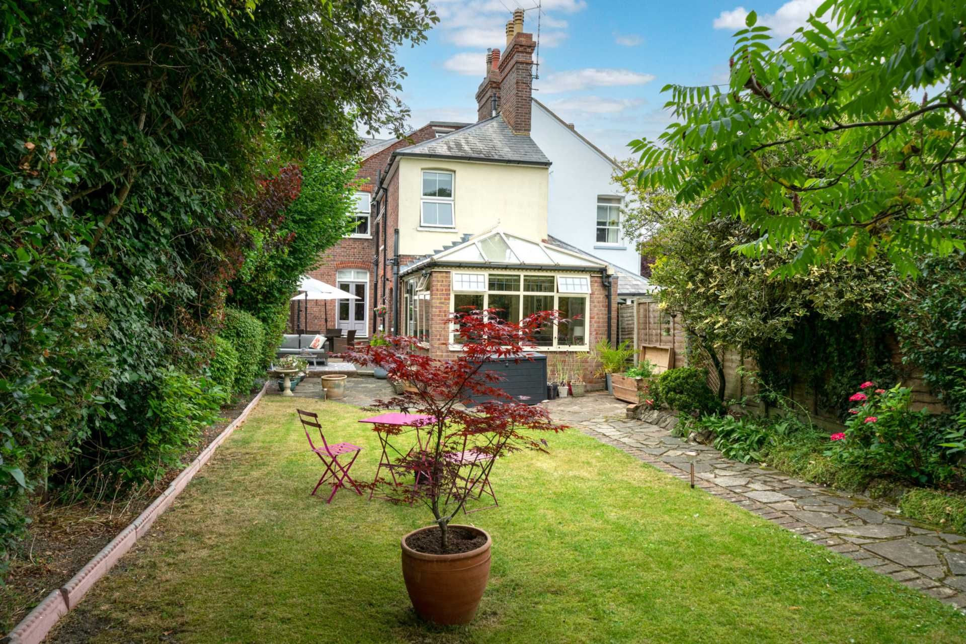 5 bed semidetached house for sale in Midland Road, Old Town HP2 Zoopla