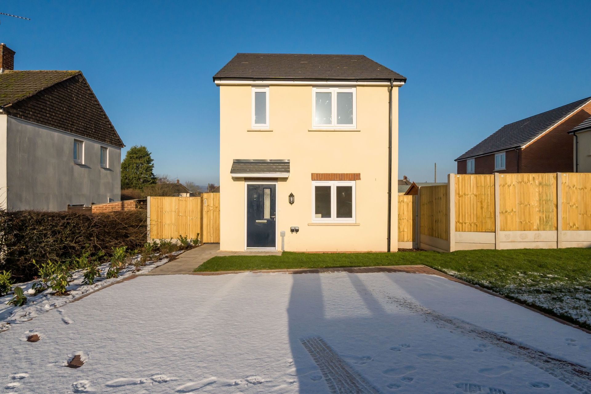 New home, 3 bed detached house for sale in Elan Close, Cookley