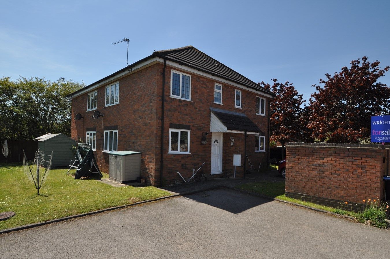 2 bed property for sale in Stirling Way, Welwyn Garden City AL7 Zoopla