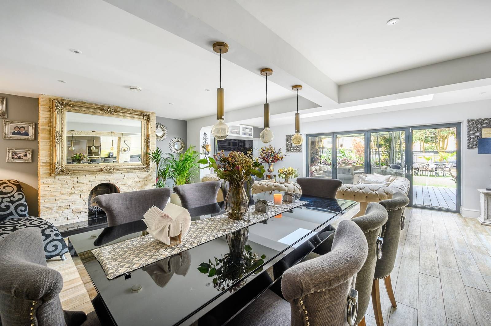 4 bed property for sale in Collingwood Close, Twickenham TW2 Zoopla