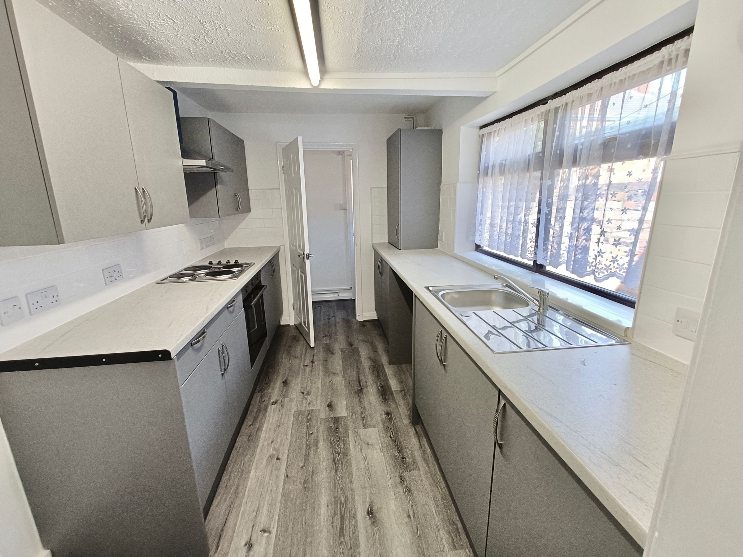 2 bed terraced house to rent in Thoresby Street, Hull HU5 Zoopla