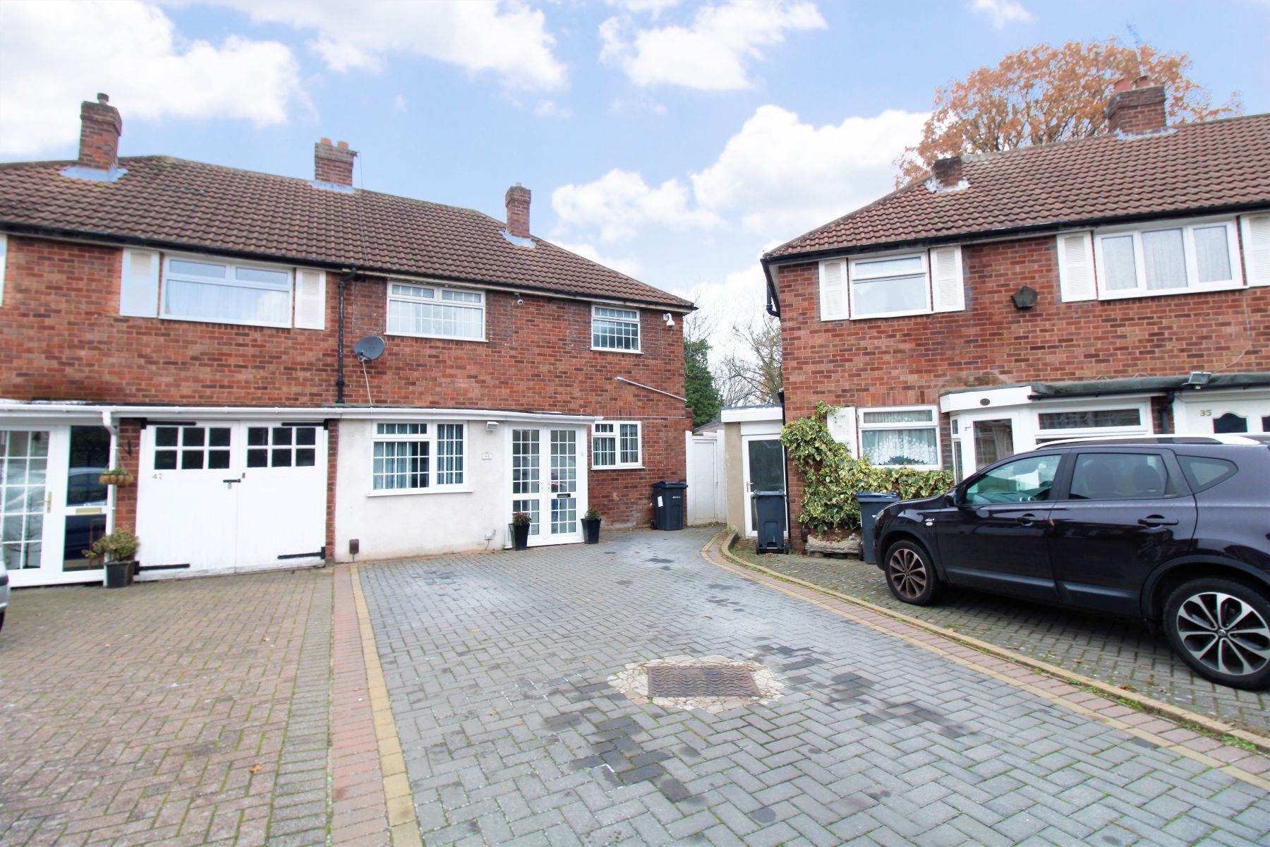 4 bed semidetached house for sale in Cambrai Drive, Hall Green