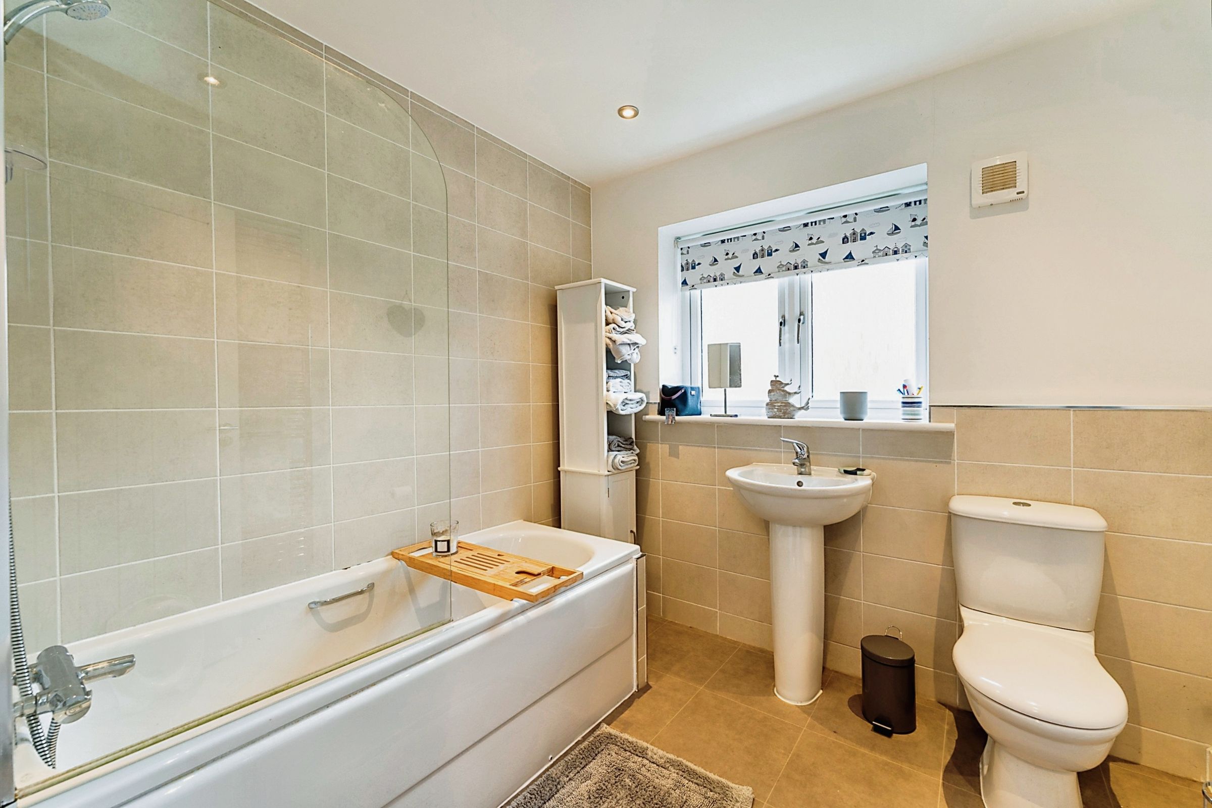 4 bed detached house for sale in Gwel Y Llan, Caernarfon, Gwynedd LL55 Zoopla