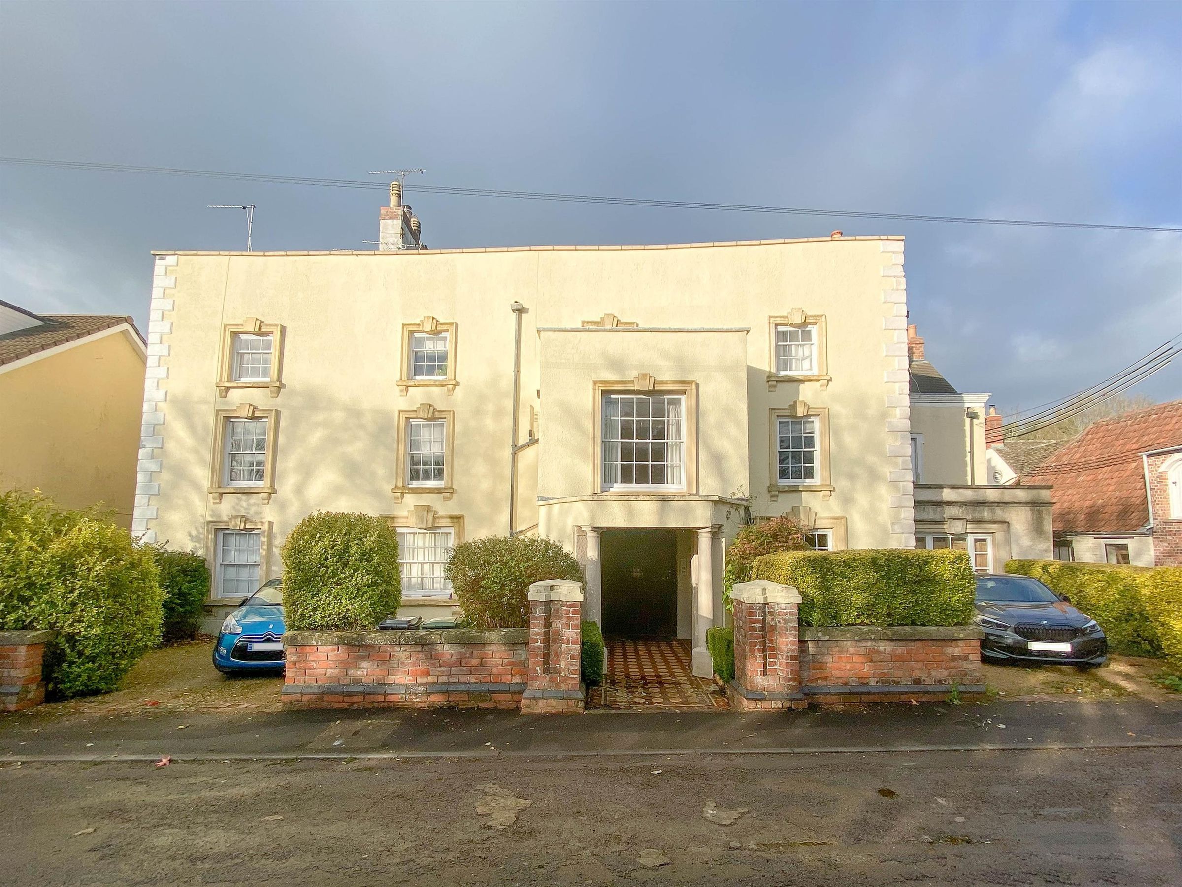 2 bed flat for sale in Newport, Berkeley, Glos GL13 Zoopla