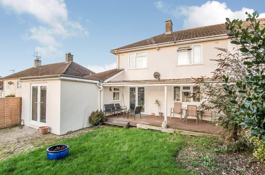 6 bed flat to rent in Lyndhurst Road, Amesbury, Salisbury SP4 Zoopla