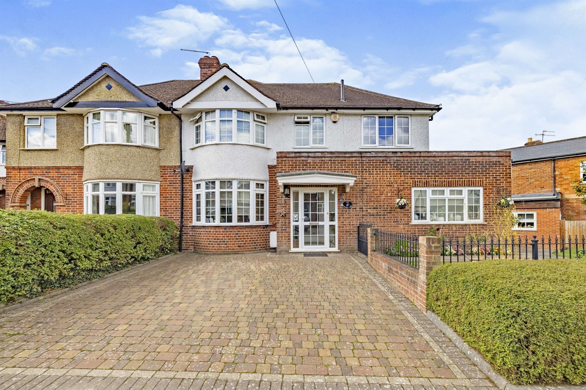 4 bed semidetached house for sale in Maxwell Rise, Watford WD19 Zoopla