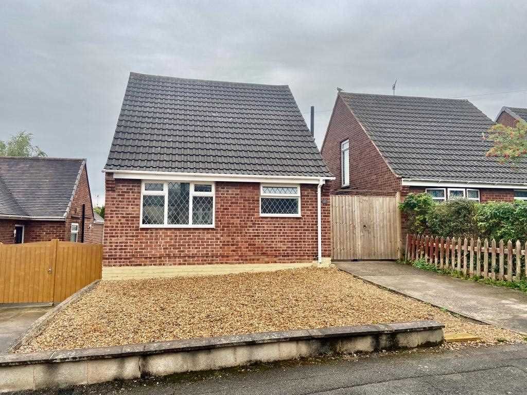 3 bed detached house for sale in Kirby Road, Newthorpe, Nottingham NG16