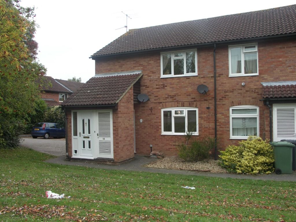 1 bed flat to rent in Cowslip Bank, Lychpit, Basingstoke RG24 Zoopla