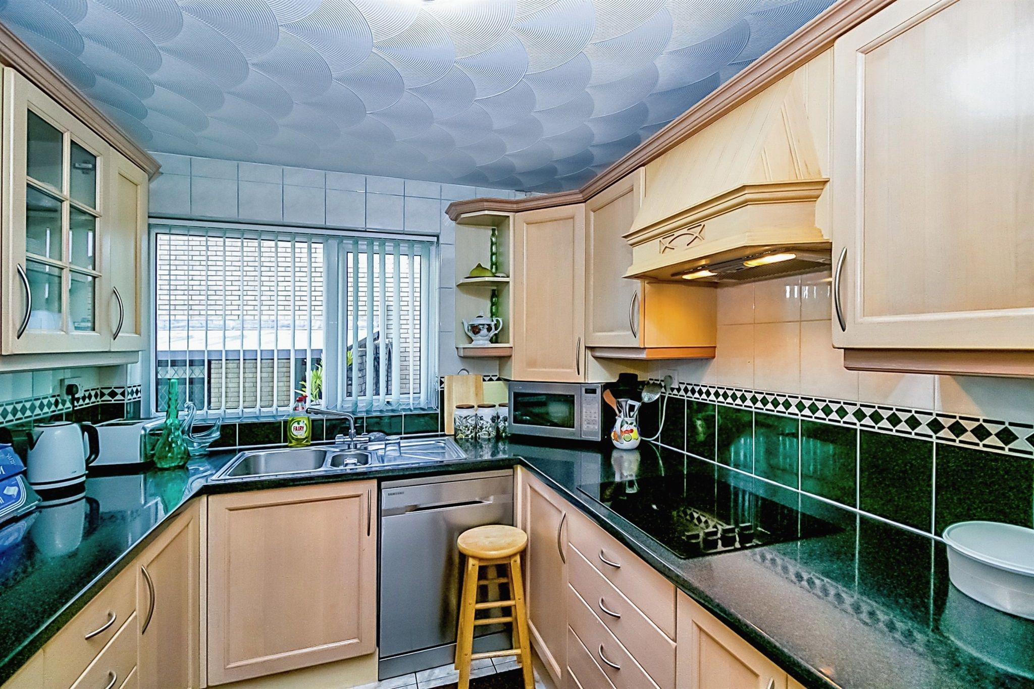 2 bed detached bungalow for sale in Lakin Drive, Barry CF62 Zoopla