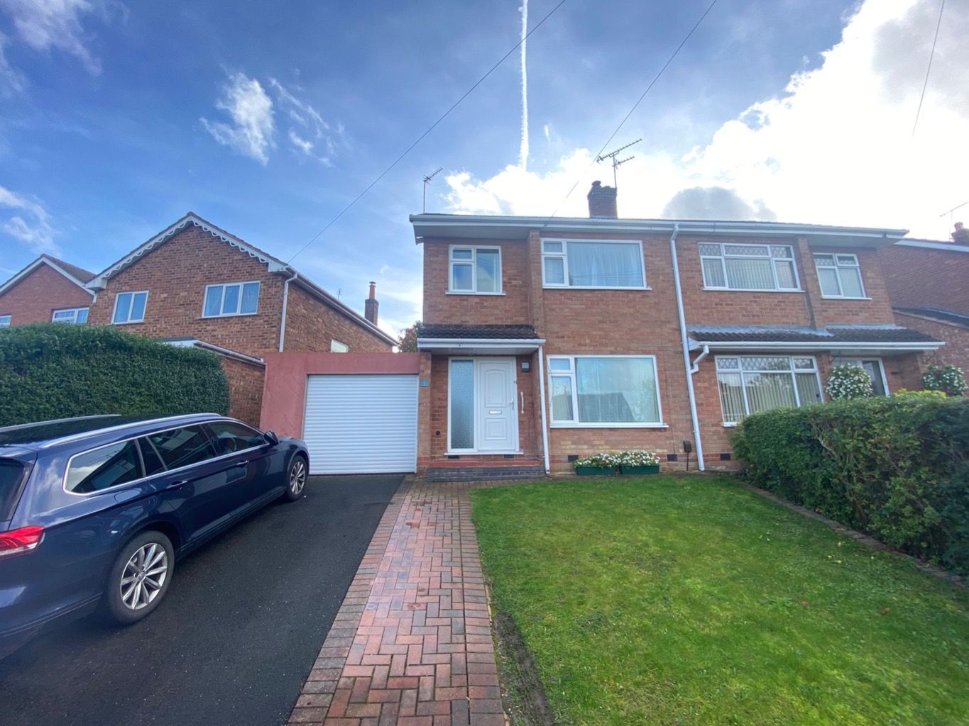 3 bed semidetached house for sale in Tower View Crescent, Church Farm