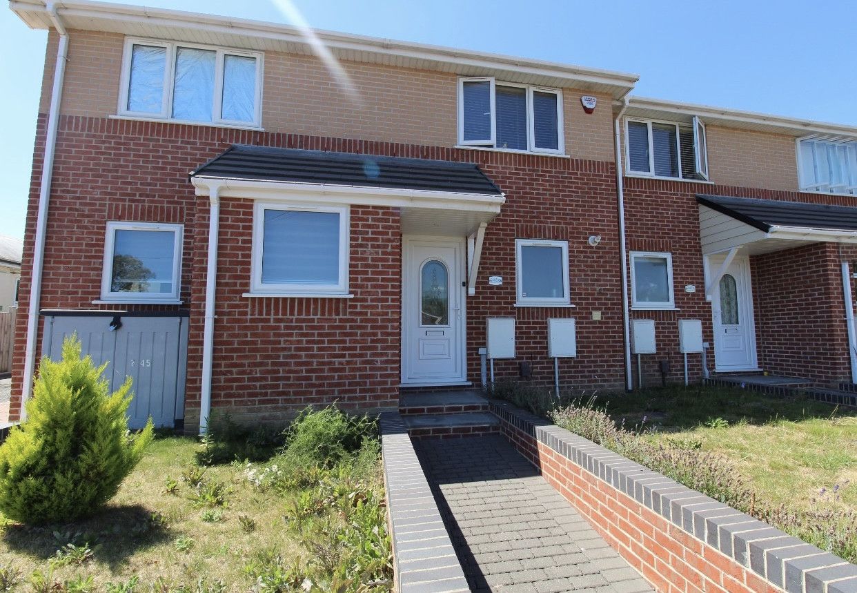 2 bed terraced house for sale in Blandford Road, Hamworthy, Poole BH15