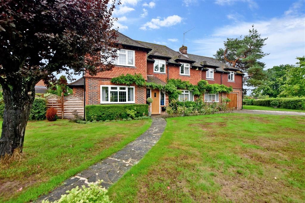 6 bed detached house for sale in Knowsley Way, Hildenborough, Tonbridge