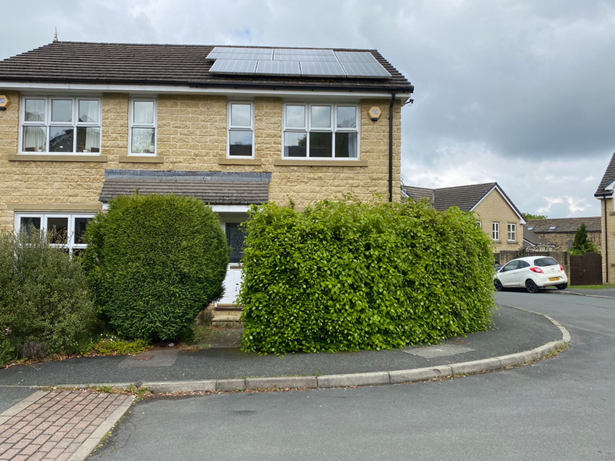 3 bed semidetached house for sale in Kenyon Bank, Denby Dale