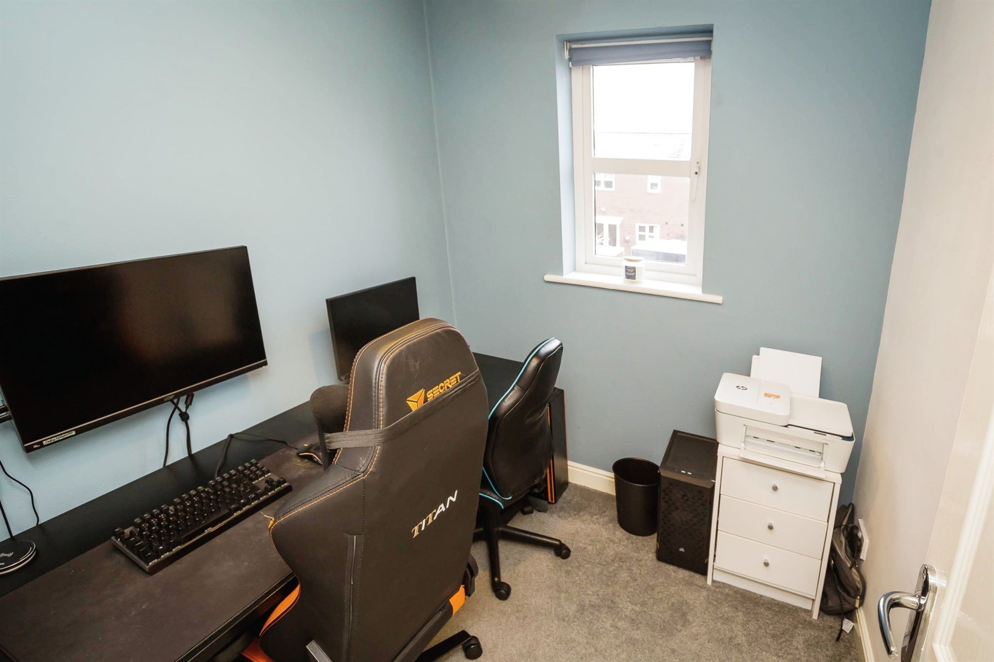 3 bed semidetached house for sale in Lindfields, Saltney, Chester CH4