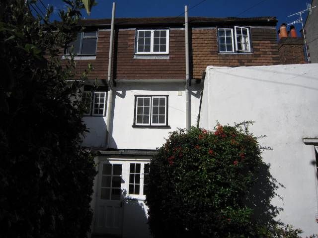 3 Bed Property To Rent In Exeter Street Salisbury Wiltshire SP1 Zoopla 3-bed-property-to-rent-in-exeter-street-salisbury-wiltshire-sp1-zoopla
