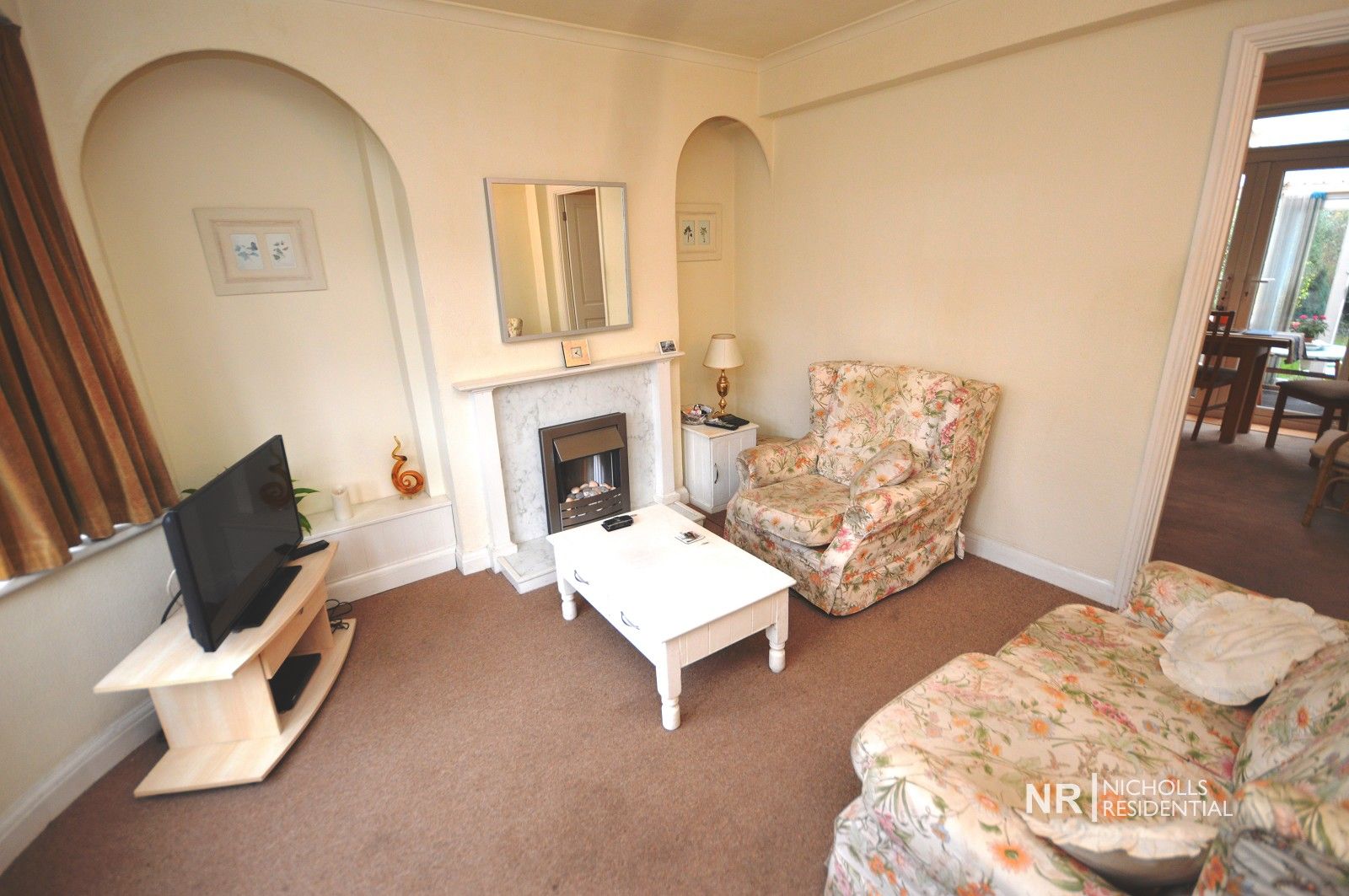 3 bed end terrace house for sale in Egham Crescent, Cheam, Sutton