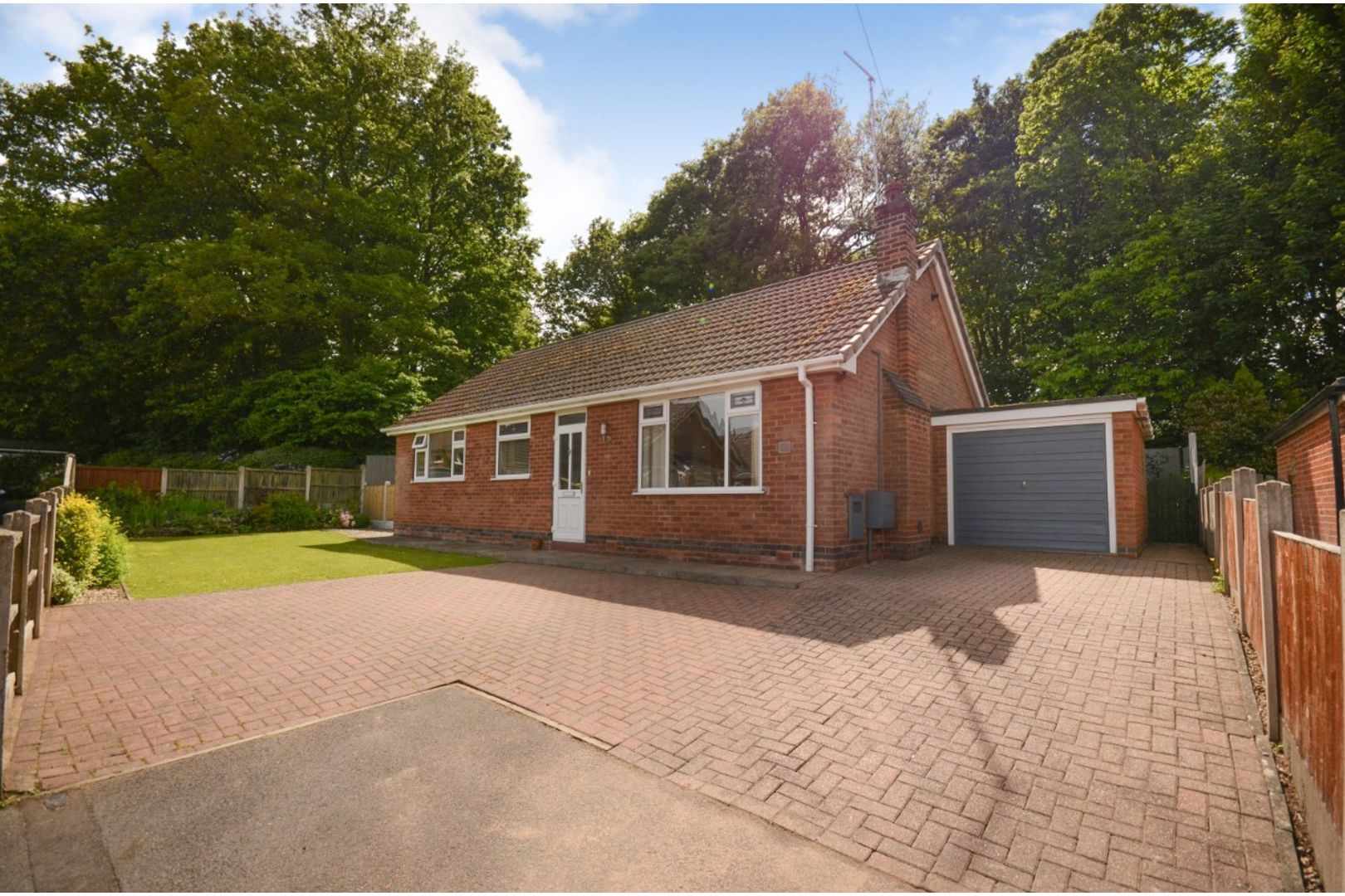 3 bed detached bungalow for sale in Yew Tree Drive, Old Tupton