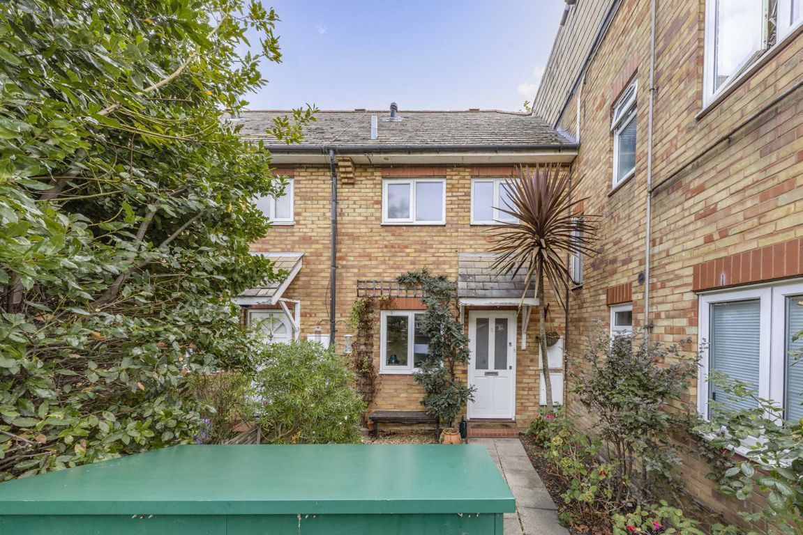 2 bed property for sale in North Road, London SW19 Zoopla