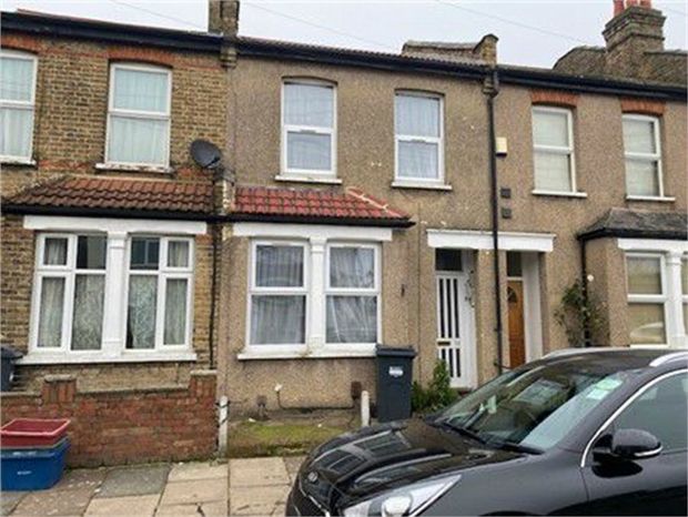 Stanley Road, Hounslow, Middlesex TW3  