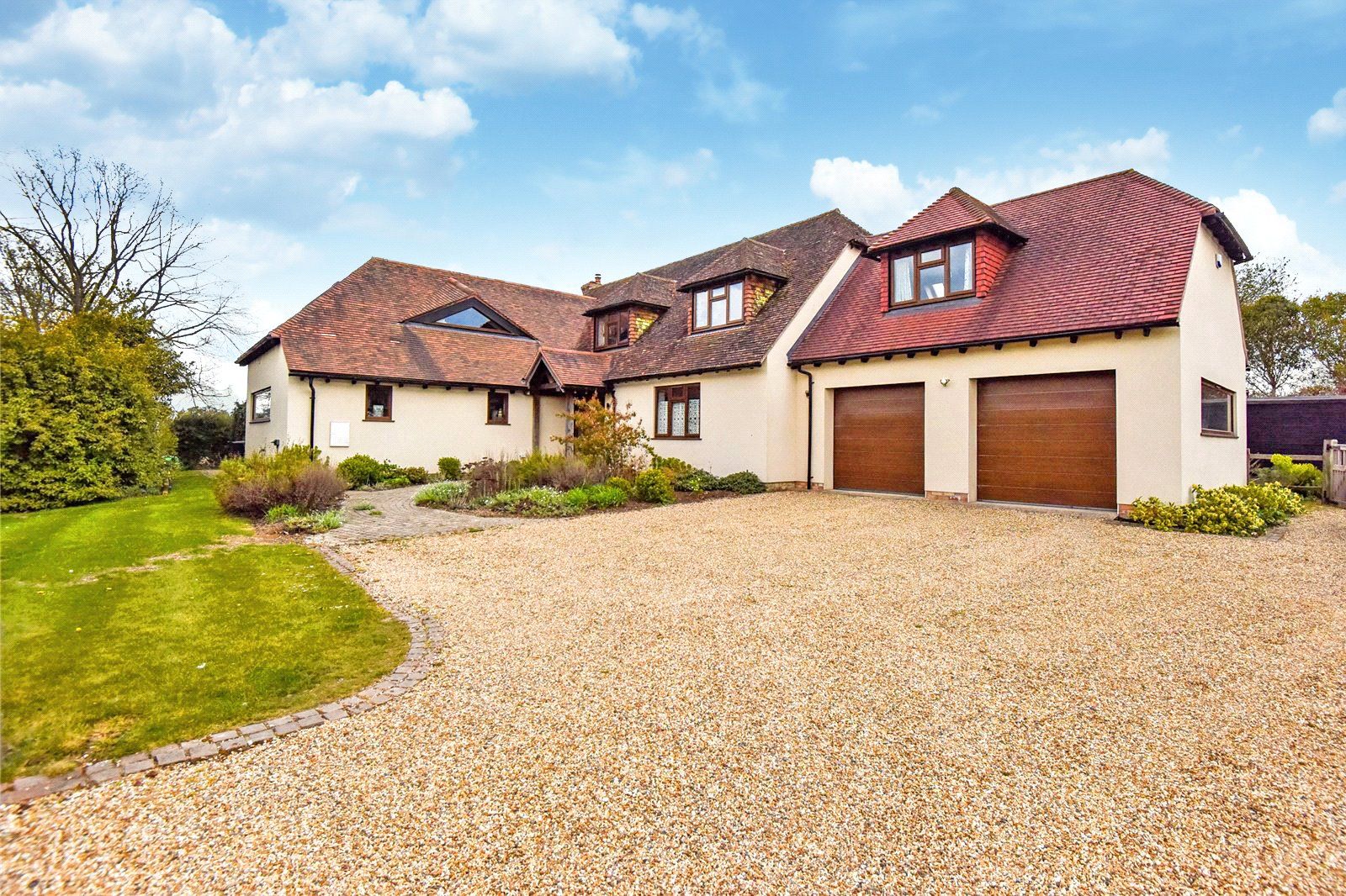 5 bed detached house for sale in Canfield Road, Takeley,