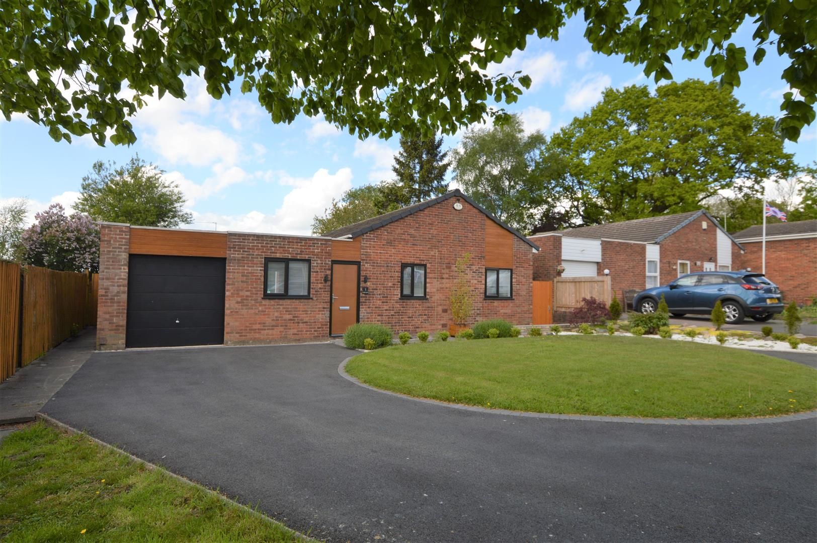 3 bed detached bungalow for sale in York Place, Coalville LE67 Zoopla