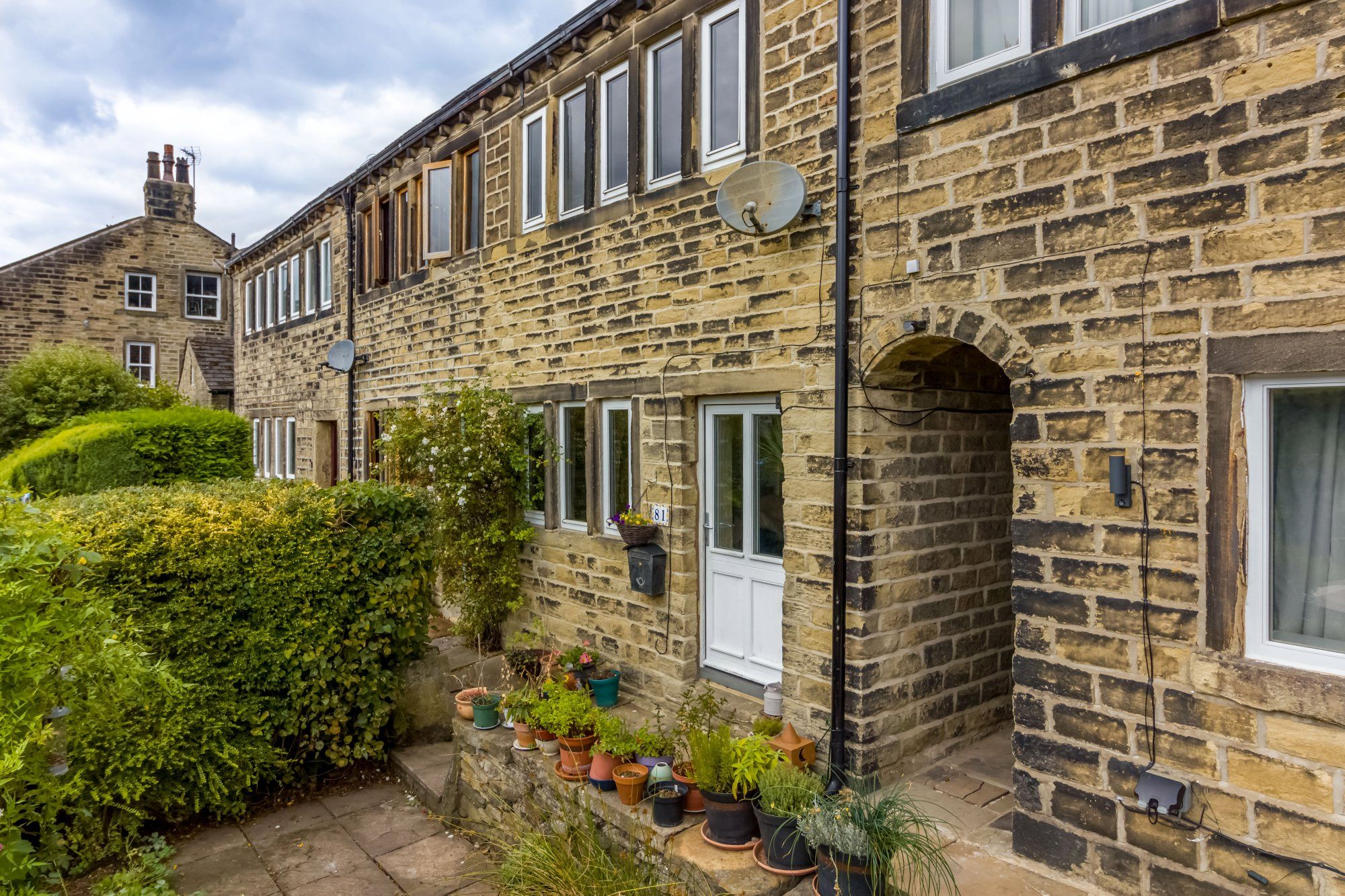 2 bed cottage for sale in Radcliffe Road, Golcar, Huddersfield HD7 Zoopla