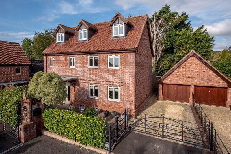 4 bed detached house for sale in Kingston Court, Kingston St. Mary