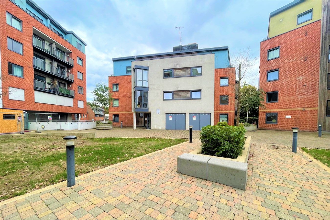 2 bed flat for sale in Southwell Park Road, Camberley GU15 Zoopla