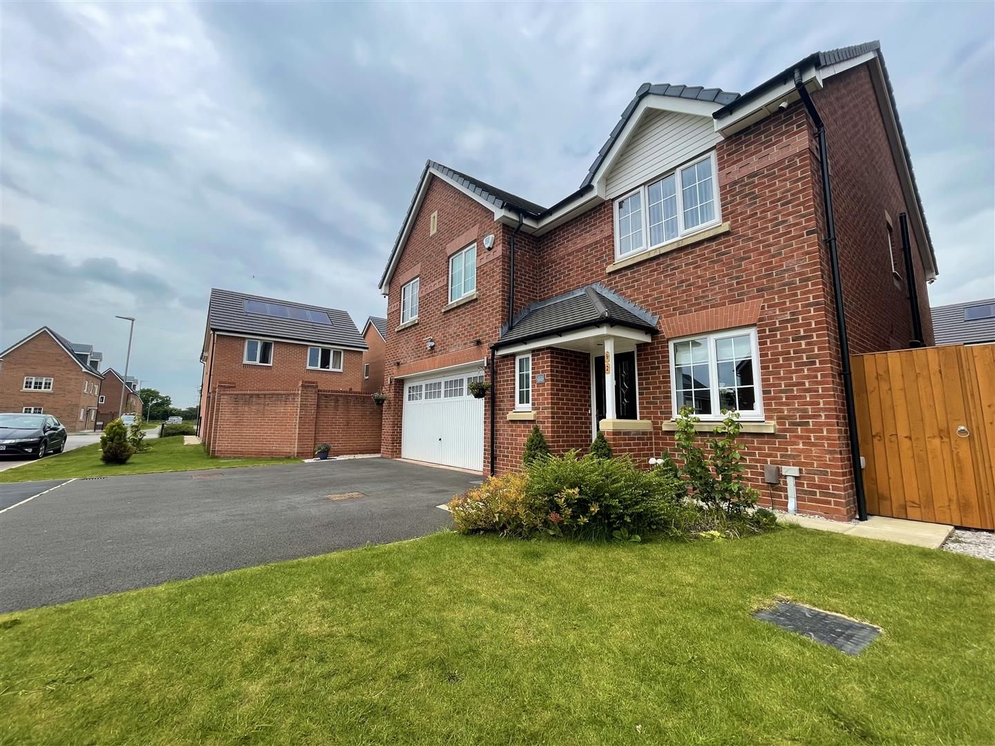 5 bed detached house for sale in Harvester Drive, Cottam, Preston PR4