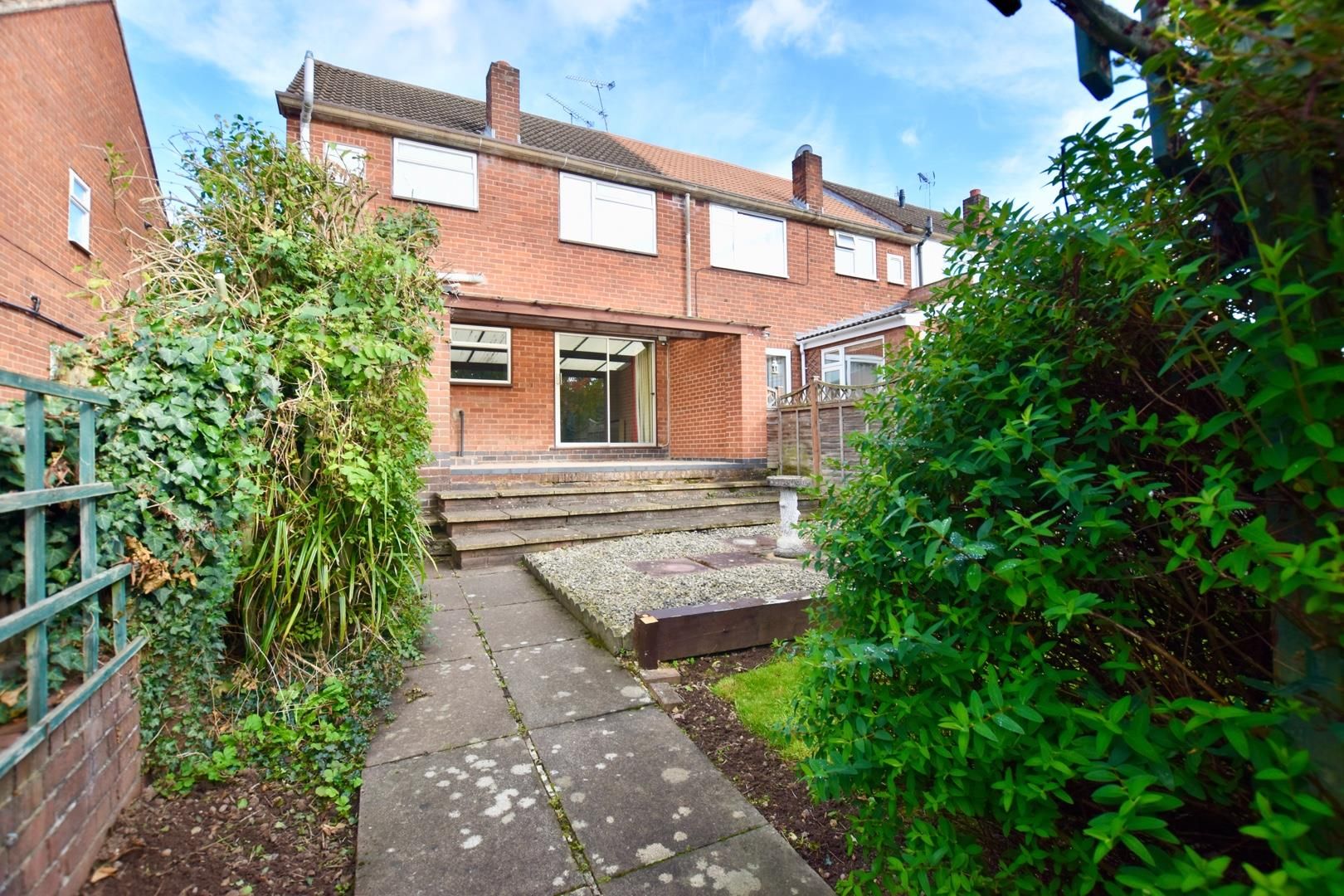 3 bed end terrace house for sale in Ruskin Close, Coundon, Coventry