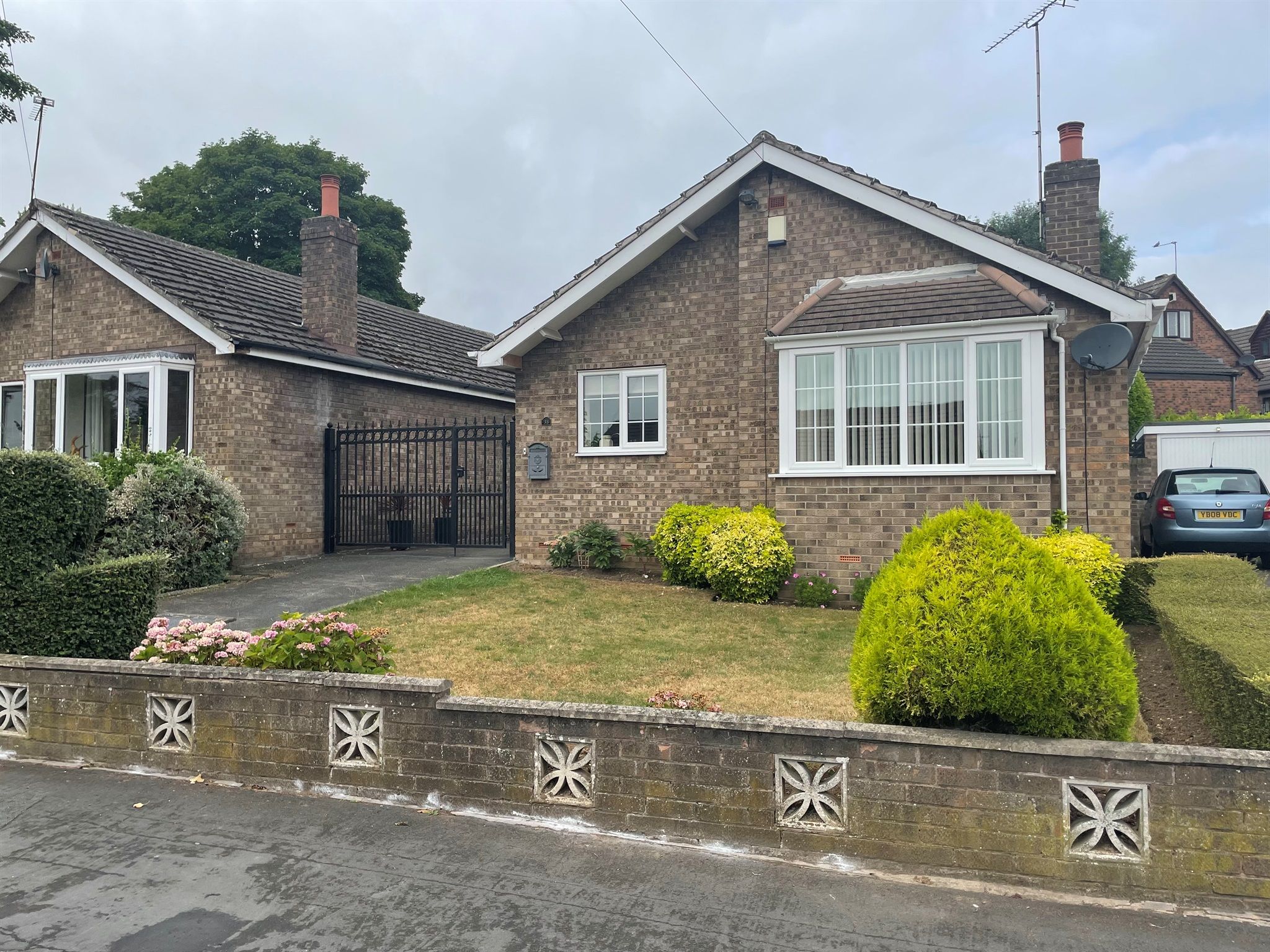 2 bed detached bungalow for sale in Hillcrest Avenue, Castleford WF10