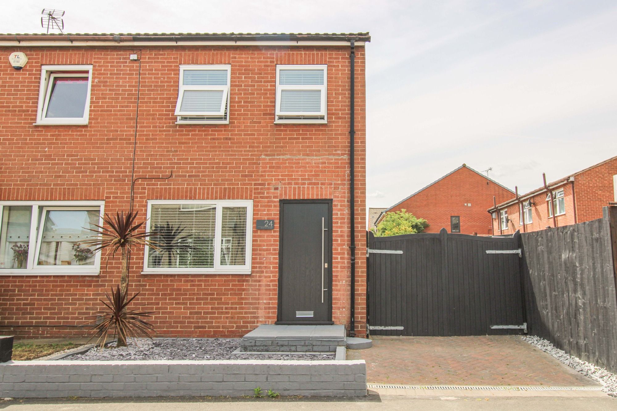 2 bed semidetached house for sale in Grafton Street, Grimsby DN32 Zoopla