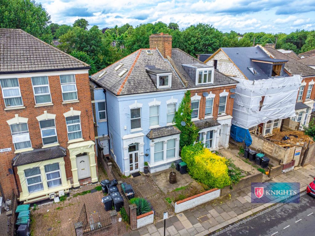 5 bed semidetached house for sale in Pembury Road, London N17 Zoopla