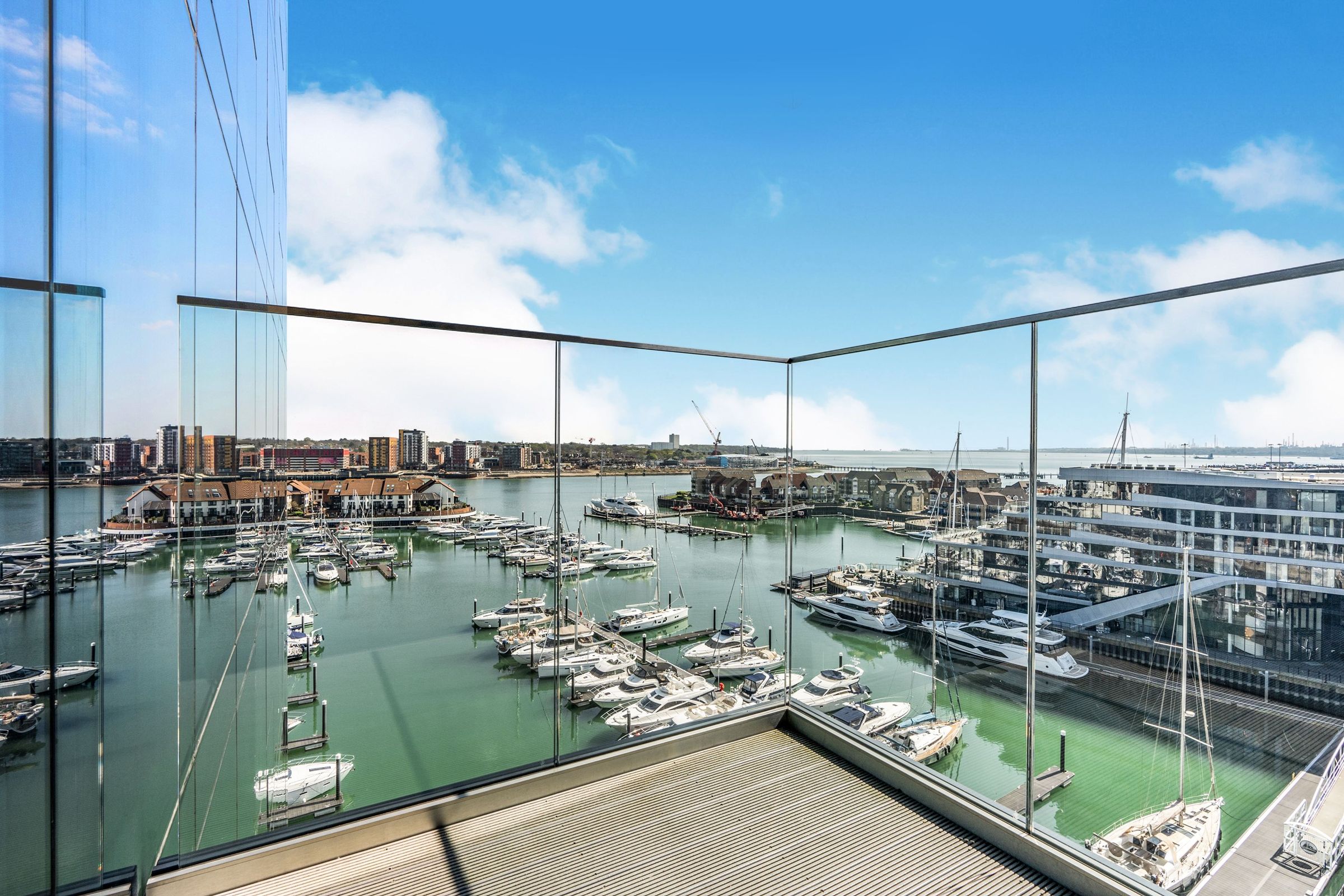 2 bed property to rent in The Moresby Tower, Ocean Village, Southampton
