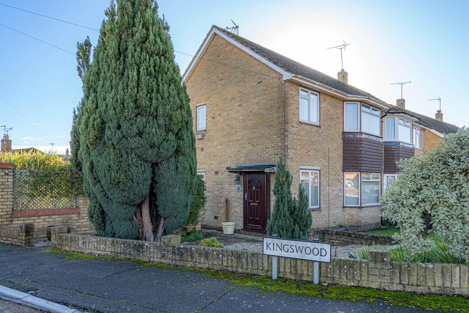 3 bed semidetached house for sale in Kingswood, Kennington, Ashford
