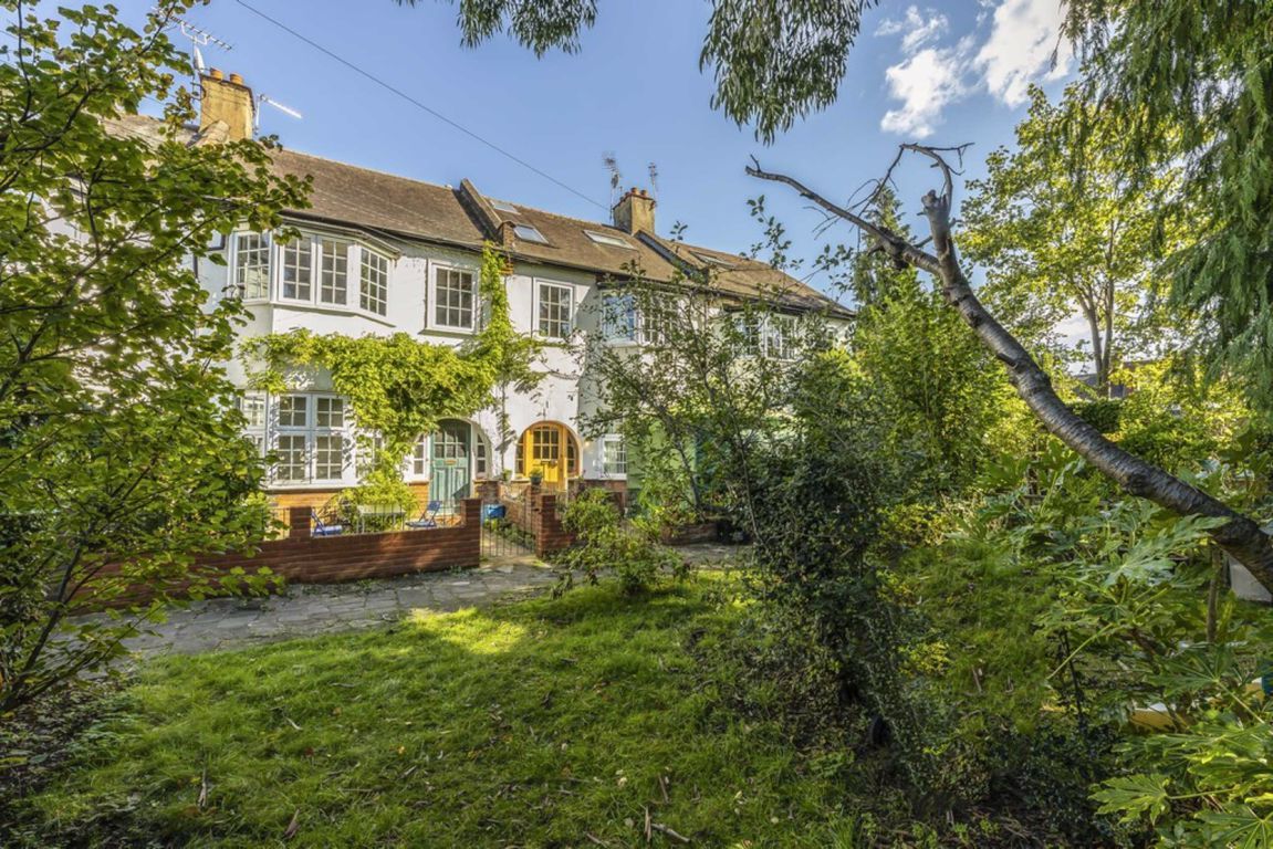 3 bed property for sale in Moor Mead Road, St Margarets, Twickenham TW1