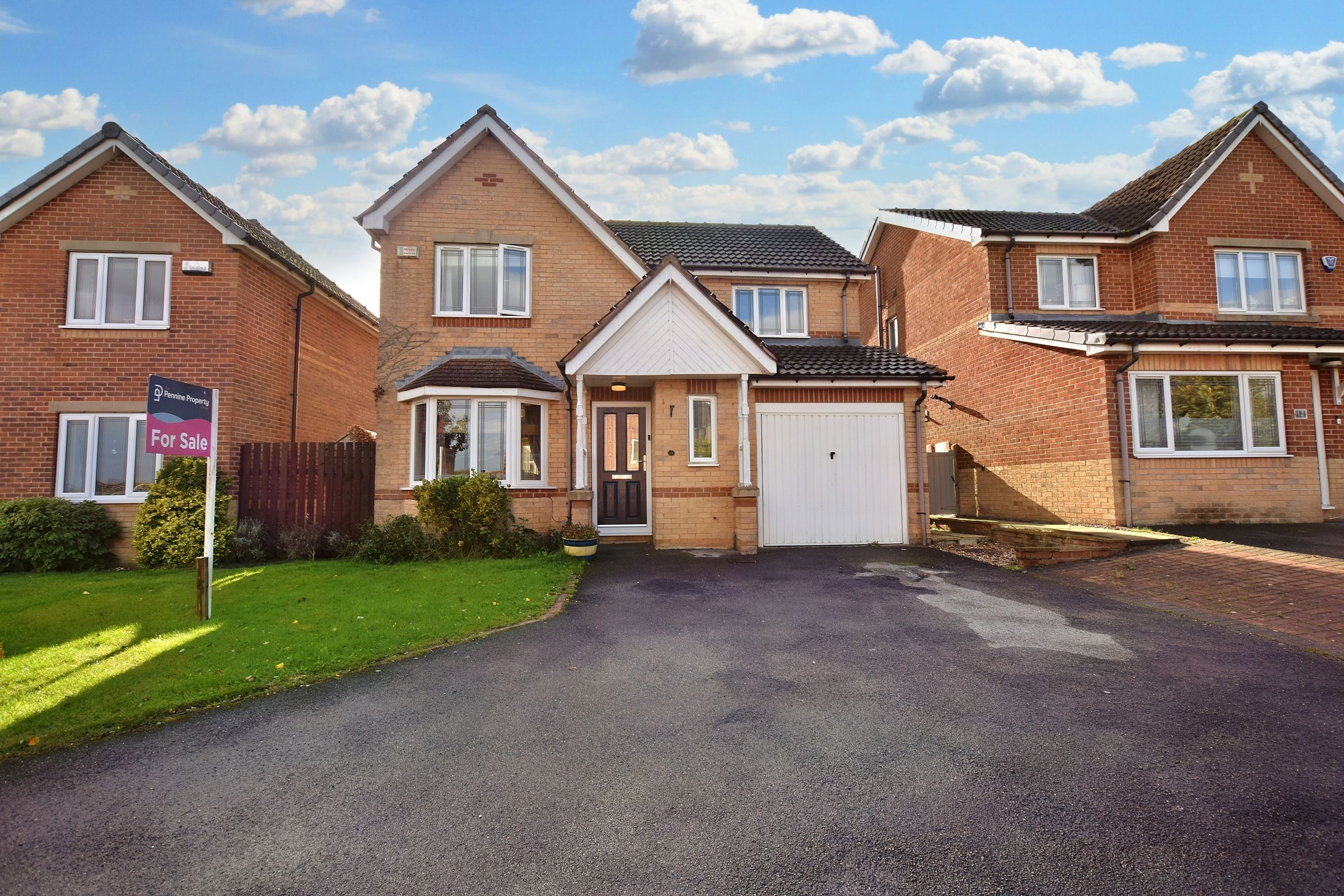 4 bed detached house for sale in Kirkhill Bank, Penistone, Sheffield