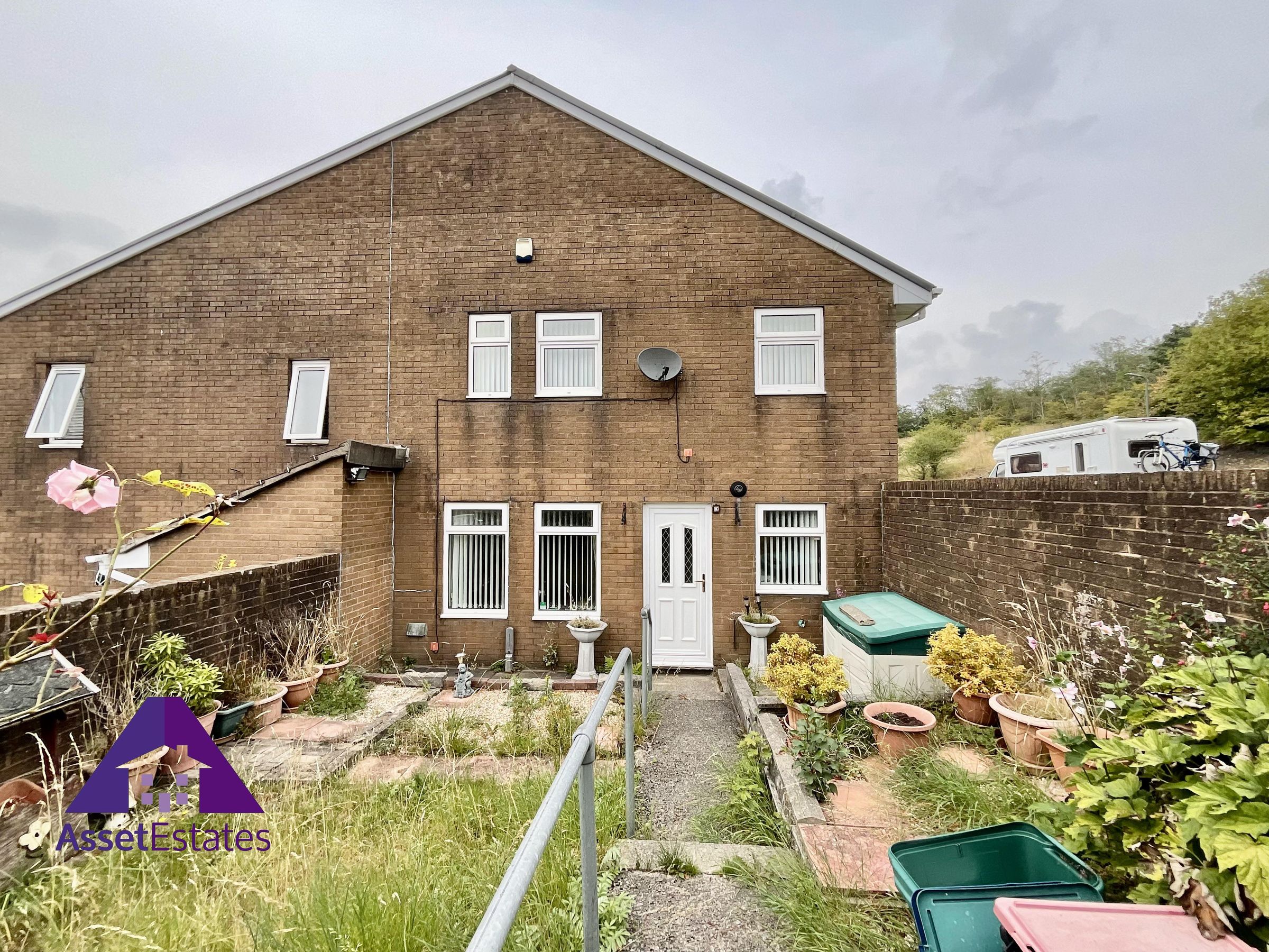 2 bed end terrace house for sale in Southlands, Blaina, Abertillery