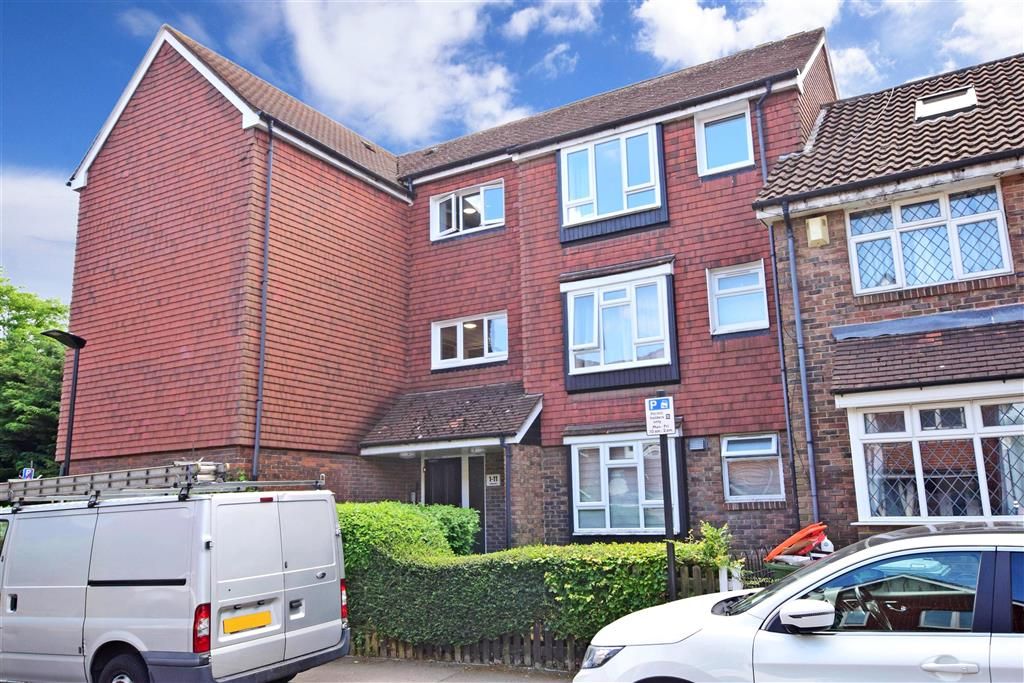 1 bed flat for sale in Kirkham Road, London E6 Zoopla