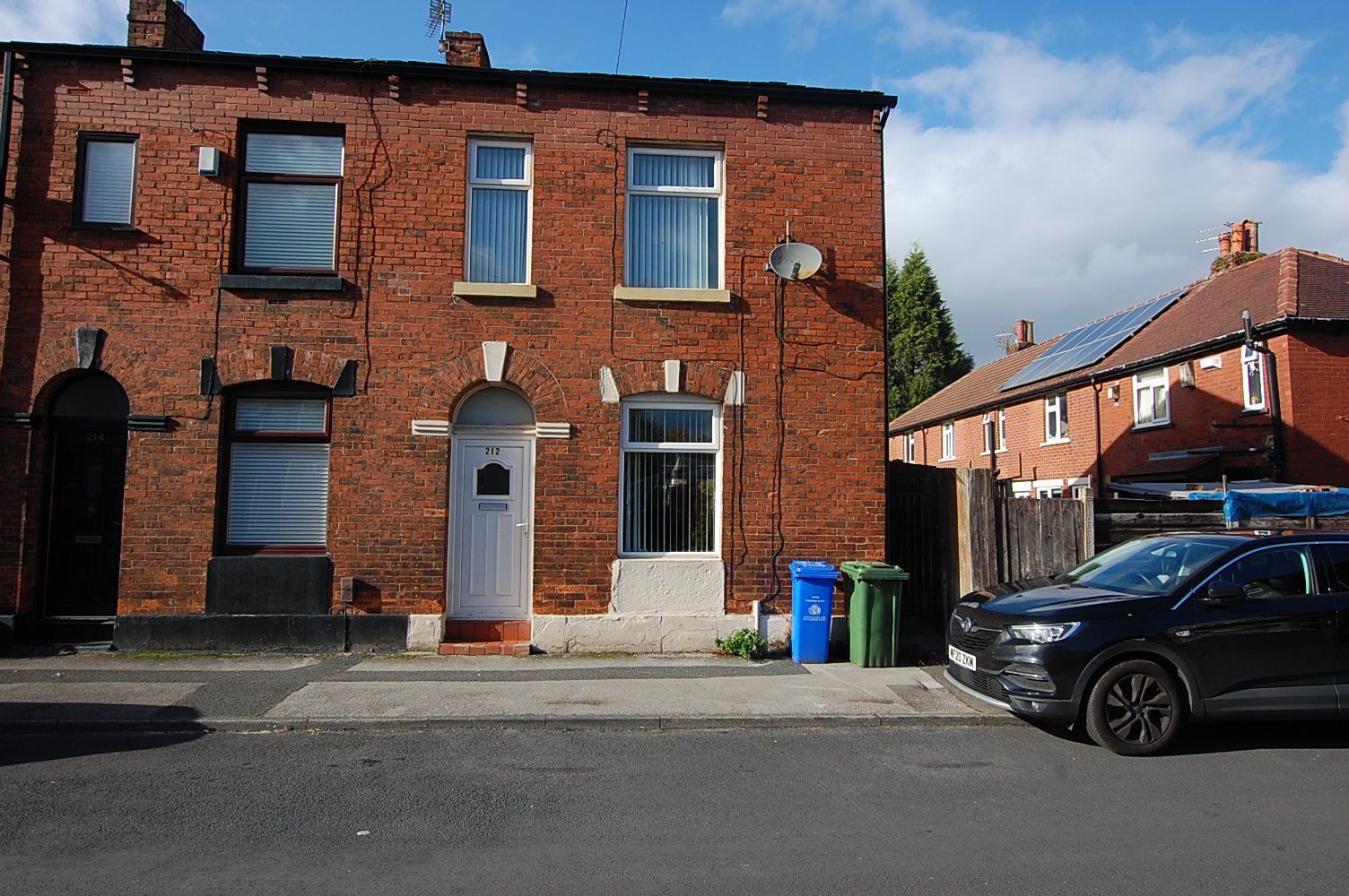 3 bed end terrace house to rent in Marlborough Street, AshtonUnderLyne, Greater Manchester OL7