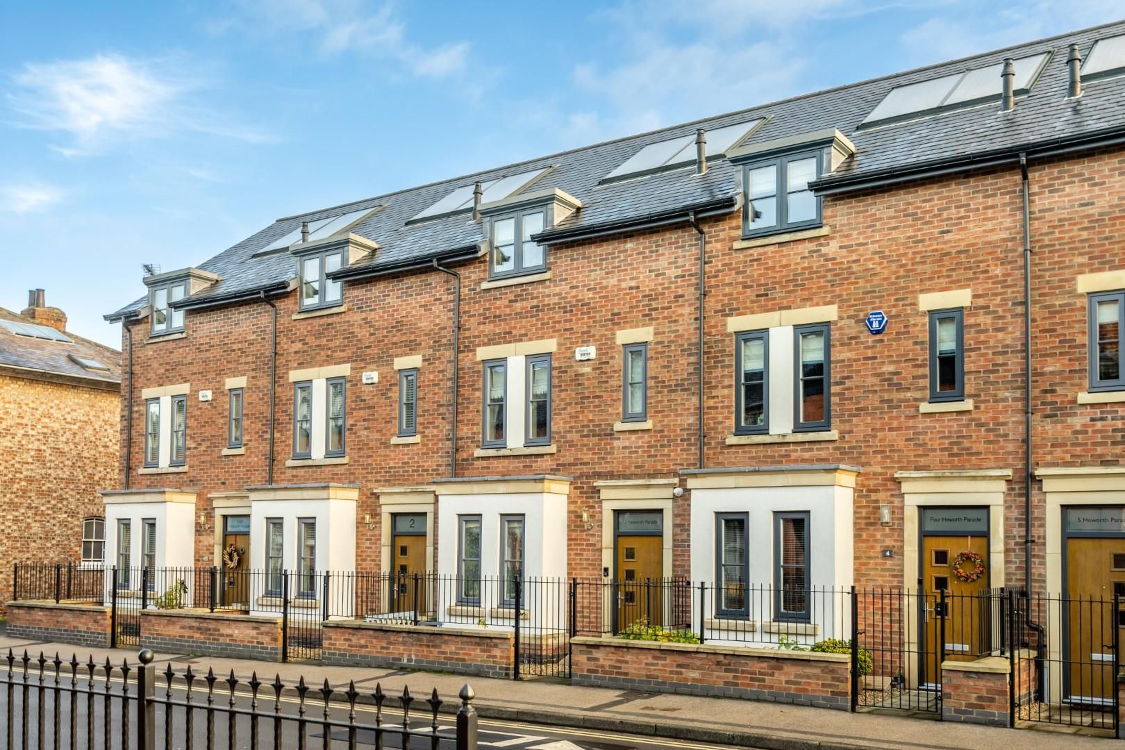 3 bed town house for sale in Heworth Parade, Mill Lane, York YO31 Zoopla
