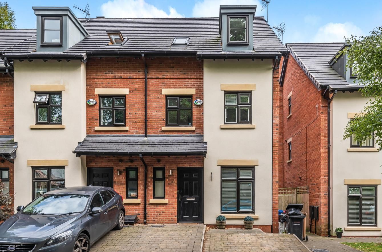 4 bed end terrace house for sale in Old Boatyard Lane, Worsley