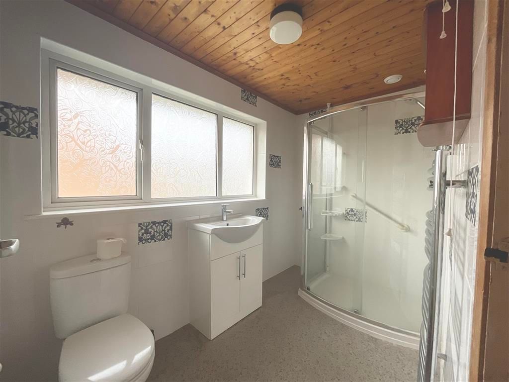 3 bed semidetached house for sale in Dunkirk Close, Dymchurch, Romney