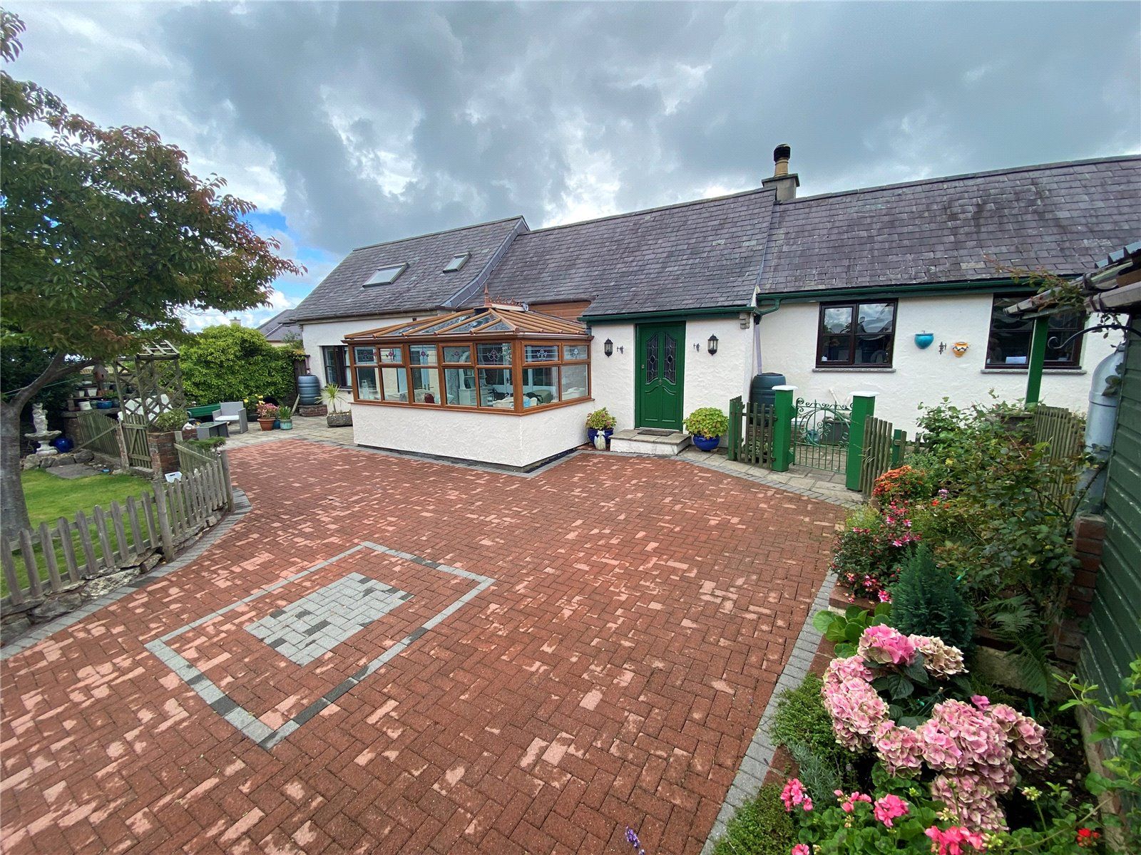 3 bed barn conversion for sale in TynYGongl, Benllech, Anglesey, Sir